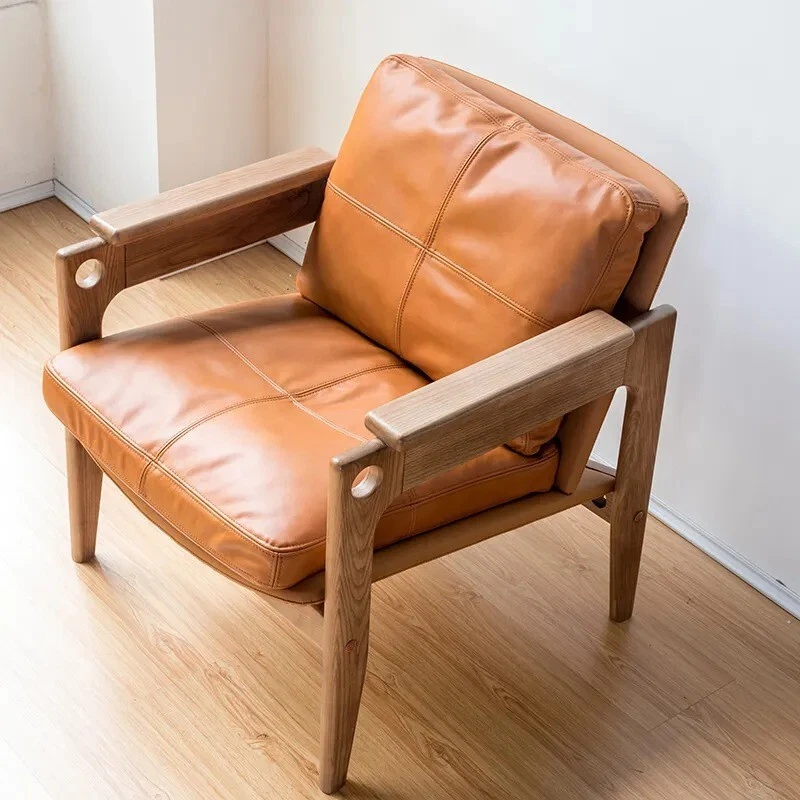 ARMCHAIR_V055B