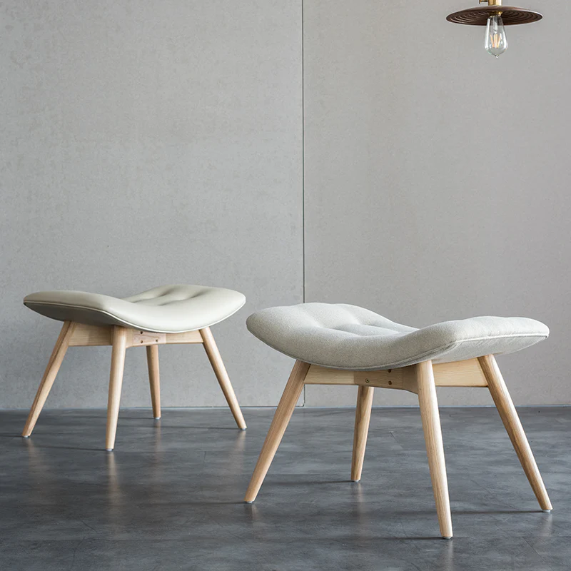 STOOL_V032