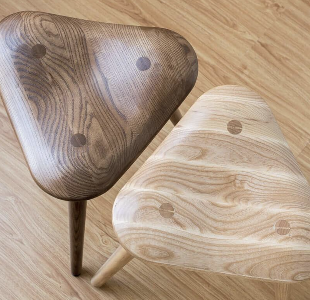 STOOL_V053